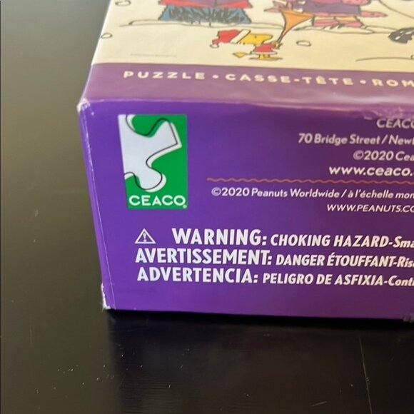 Peanuts 100-Piece Puzzle - Colorful Christmas Design - Picture 3 of 4